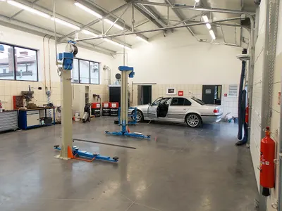 Auto Laboratorium